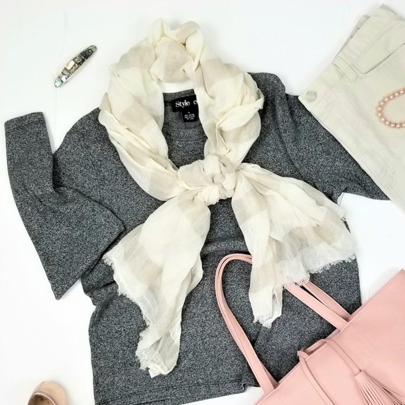 FIND THESE BEAUTIES & SO MUCH MORE IN MY CLOSET! - Picture 2 of 5